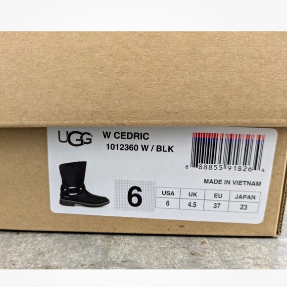UGG Cedric Water Resistant Black Suede Sheepskin Buckle Boots Size 6 NEW - Picture 15 of 15